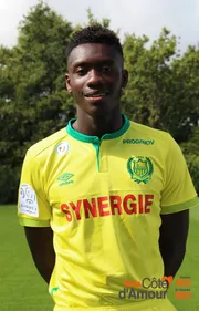 FC Nantes : Kwateng signe pro