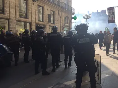 Manifs anti-loi travail : 3 500 manifestants à Nantes et des incidents