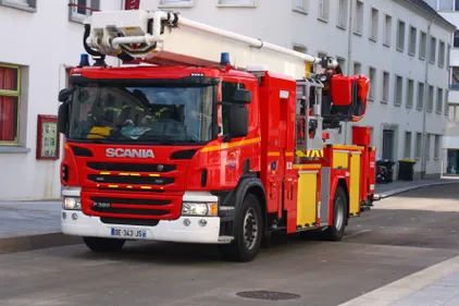Deux personnes incommodées par les fumées dans deux incendies...