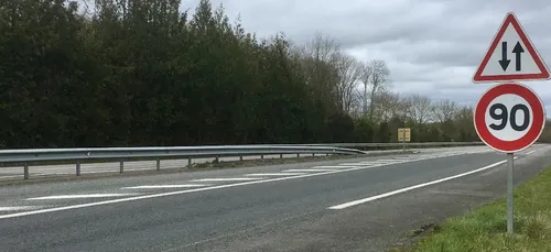En Mayenne, 228 kilomètres de routes vont repasser de 80 à 90 km/h