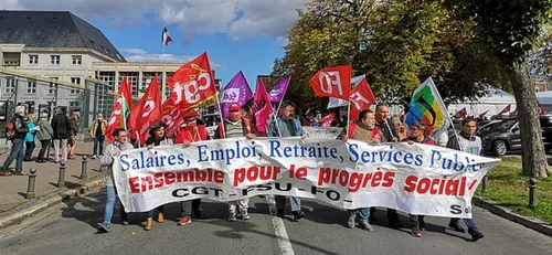 Loir-et-Cher : 600 personnes pour les salaires et l'emploi