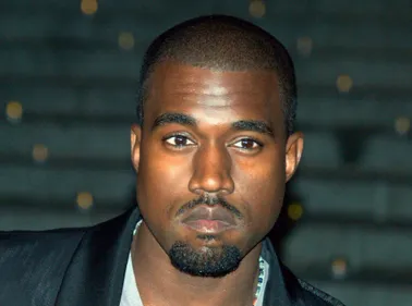 Kanye West fait chavirer les réseaux avec ce son ! (vidéo)
