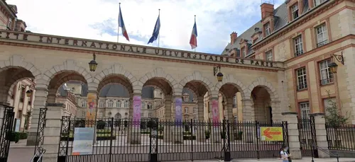 Covid : un centre de vaccination pour étudiants ouvre ce lundi à Paris