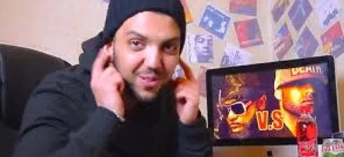 Noman Hosni qui embrasse Jhon Rachid, la vidéo fait le tour du web...