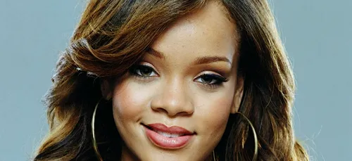 Rihanna partage une adorable photo d'enfance !