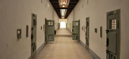 Un prisonnier s'échappe de la prison des baumettes à Marseille !...