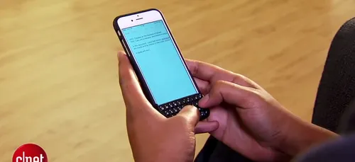 (Vidéo) Un clavier physique pour les iPhones et iPad