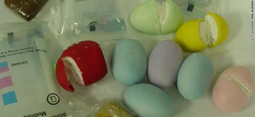12 objets scandaleux et insolites confisqués dans les aéroports !...