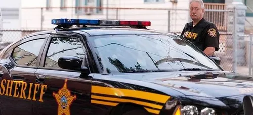 Une américaine de 31 ans se baladait avec un flingue dans le vagin