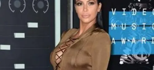Kim Kardashian perd 7 kilos en 10 jours !
