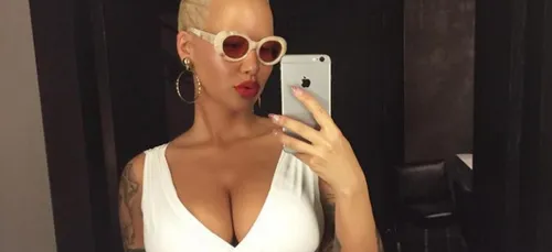 Amber Rose ultra sexy en sous-vêtements sur Instagram, la toile...