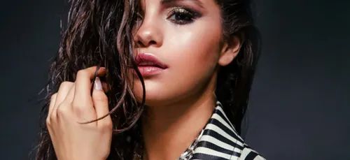 Selena Gomez sexy dans "Nos Pire Voisins 2" ??