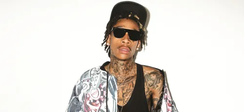 Wiz Khalifa : Il se rend sur la tombe de Pablo Escobar et crée la...