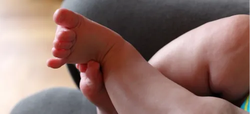 A 3 mois, ce bébé est suspecté de terrorisme !
