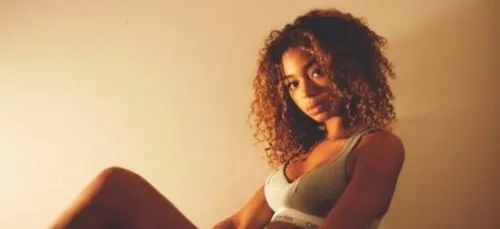 L'actrice de Plus belle la vie, Manon Bresch, enflamme instagram !...