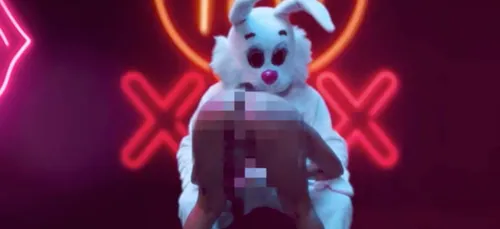 Snoop Dogg: son dernier clip, a été tourné dans un strip-club !