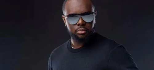 Maître Gims annonce la couleur pour Neymar et troll Gerard Pique....