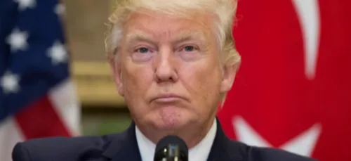 Trump menace la Corée du Nord d'une "guerre sans merci" après leur...