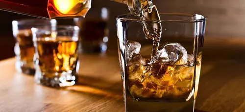 Après le gin et le rosé, voilà que le whisky d'Aldi est lui aussi...