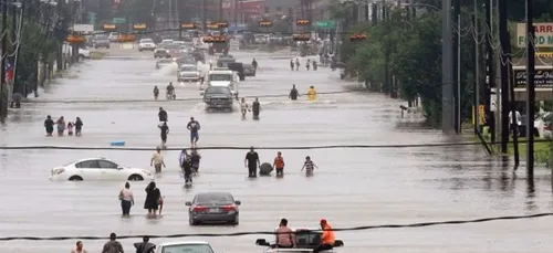 Tempête Harvey: la une de Charlie Hebdo ne passe pas du tout.