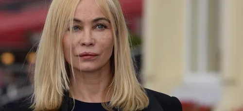 Emmanuelle Béart se la joue ultra-sexy sur instagram !