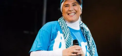 Diam's est de retour... Mais pas vraiment dans le monde de la...