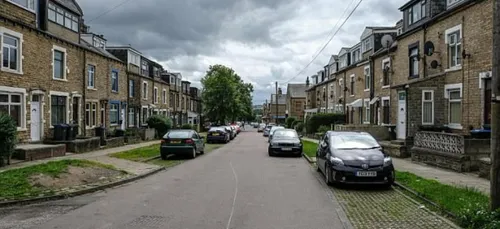 En Angleterre, deux hommes ont réduit leur propre mère et leur sœur...