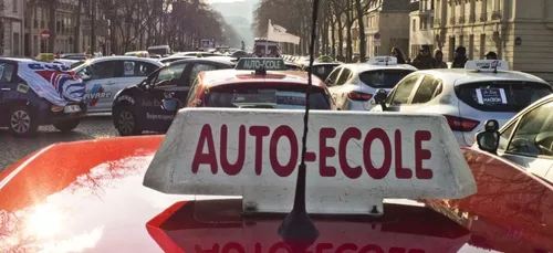 Un moniteur d'auto école, dealait pendant ses heures de conduite !