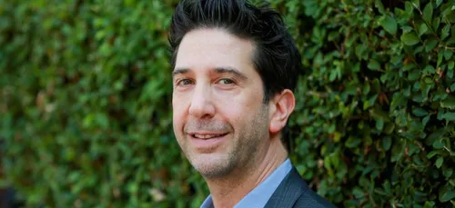#AskMoreOfHim: David Schwimmer lance son mouvement de soutien à #MeToo