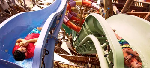 Découvrez Yas Waterworld, le meilleur parc aquatique au monde !...