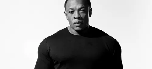 Mauvaise plaisanterie de Dr. Dre sur l’entrée à l’université de sa...
