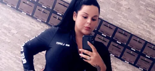 Clashée par Booba, Sarah Fraisou lui répond ! (Photo)