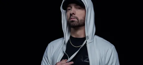 Machine Gun Kelly attaque Eminem, avant de se rétracter !