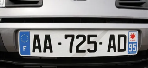 Google peut maintenant identifier les plaques d'immatriculation !