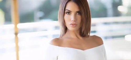 Manon Marsault : elle clash violemment la JLC Family ! [VIDEO]