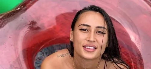 Astrid Nelsia et Léana, trop sexy pour TikTok ?
