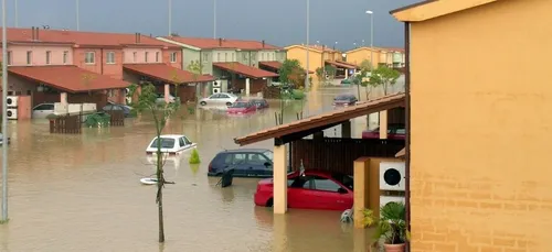 Pluies diluviennes, crues subites : des réflexes qui sauvent des vies