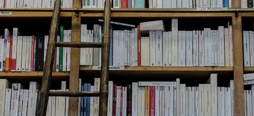 Livres : commandez-les en librairie, les tarifs postaux seront réduits