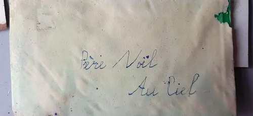 Une lettre au Père Noël refait surface près de 100 ans après avoir...