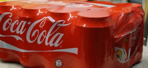 Coca-Cola : bientôt des bouteilles en papiers ?