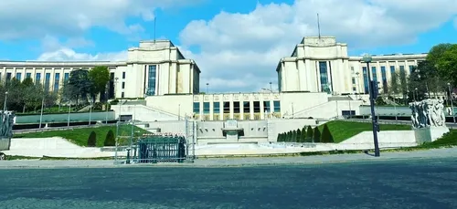 Covid : pas de confinement le week-end pour les départements sous...