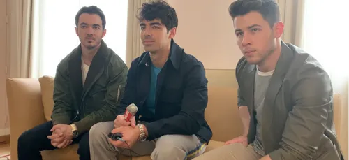 Les Jonas Brothers ont dû faire une thérapie avant de reformer le...