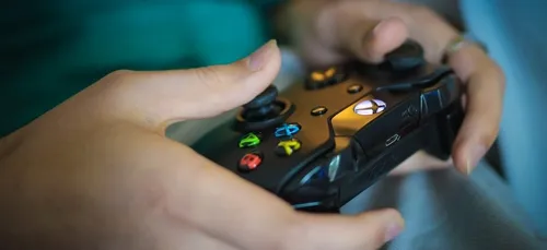 Job de rêve et lit spécial gamers : voici le journal des bonnes...