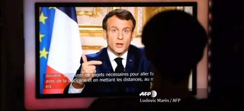Emmanuel Macron : "Nous sommes en guerre contre le Virus".
