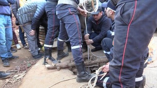 Opération sauvetage d'urgence de Rayan, 5 ans, coincé dans un puits...