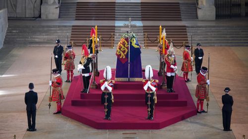 Angleterre : les obsèques de la Reine Elizabeth II ont lieu ce lundi 
