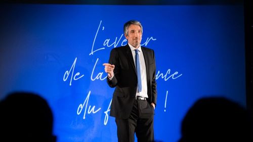 Segré-en-Anjou-Bleu, Au Cargo, l'humoriste Guillaume Meurice vient...