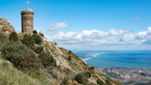 Pyrénées-Orientales : la tour Madeloc, une vue imprenable sur la...