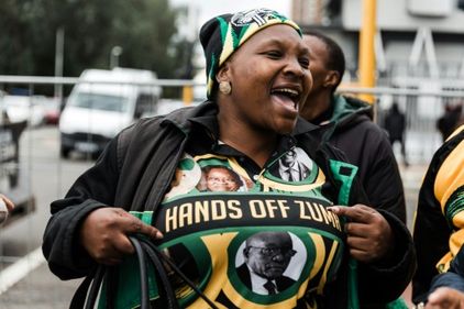 Afrique du Sud: Zuma prêt à "servir" l'ANC si besoin