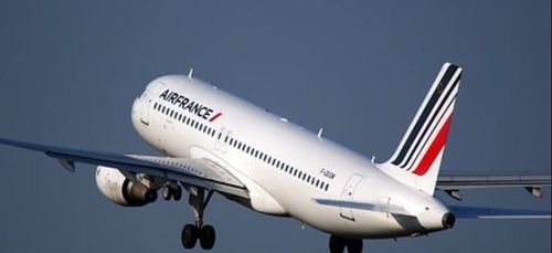 Bordeaux : les salariés d'Air France contre la fermeture de la...